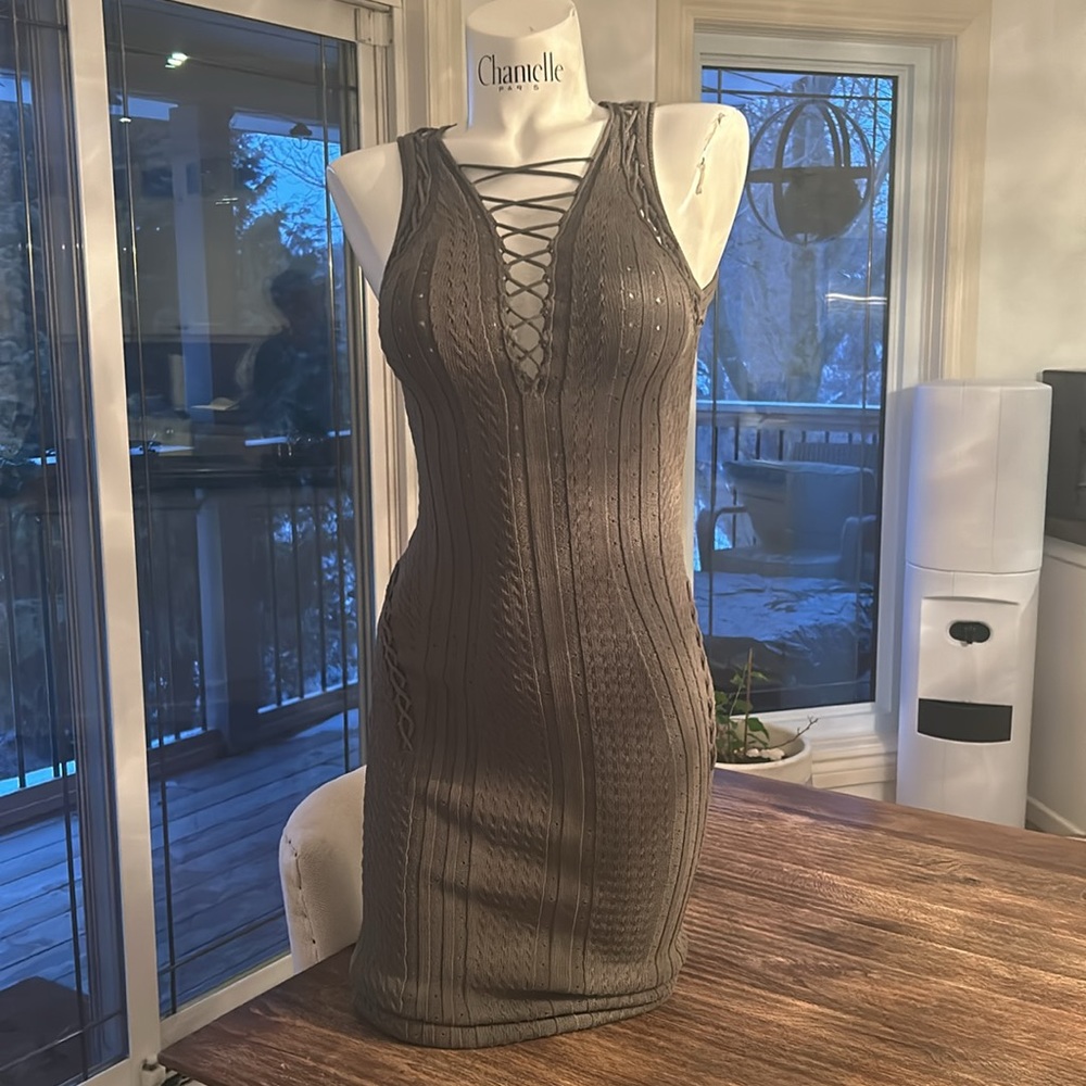 RONNY KOBO green knit v neck green dress bodycon medium - Picture 1 of 11